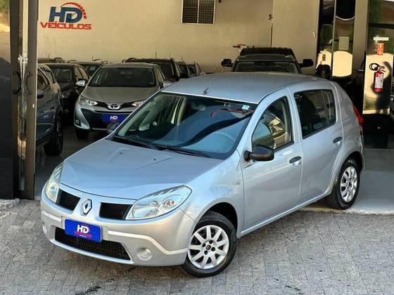 RENAULT SANDERO 1.0 AUTHENTIQUE 16V FLEX 4P MANUAL RENAULT SANDERO 1.0 AUTHENTIQUE 16V FLEX 4P MANUAL